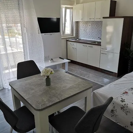 Apartments Dzeki Split Exterior photo