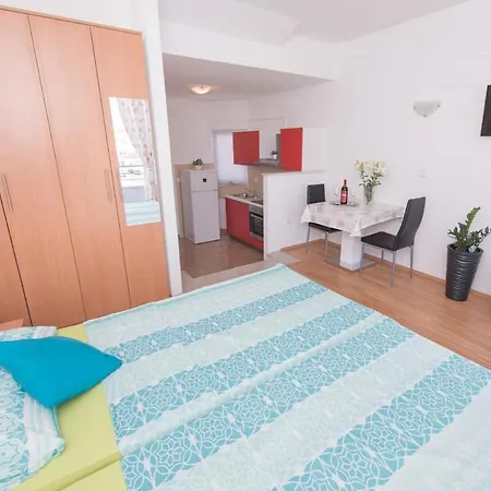 Apartments Dzeki Split Exterior photo