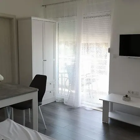 Apartments Dzeki Split Exterior photo