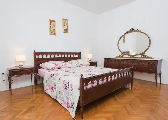 Apartments Dzeki